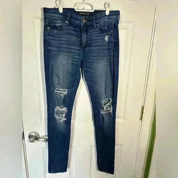 Abercrombie & Fitch Signature Series Super Skinny Distressed Jeans Size 28 - Picture 1 of 11